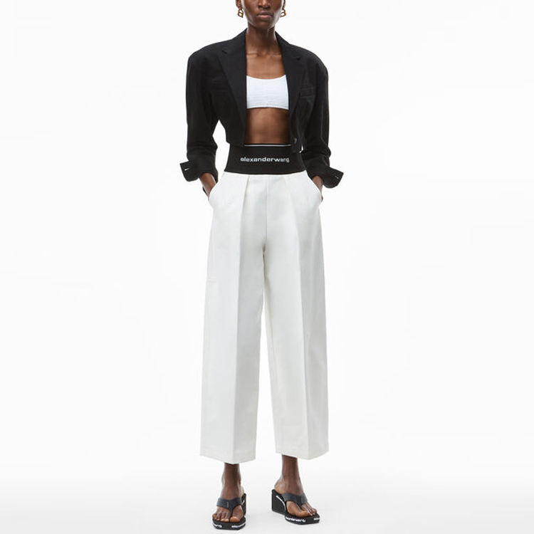 Lookbook (W) Seluar Wide-Leg Alexander Wang FW21 dengan Logo Pinggang. 1WC2214357-110