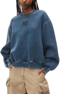 (W) 알렉산더왕 FW24 로고 크루넥 풀오버 스웨트셔츠 애시드 워시 블랙. 4CC3241518424A Purchase (W) 알렉산더왕 FW24 로고 크루넥 풀오버 스웨트셔츠 애시드 워시 블랙. 4CC3241518424A