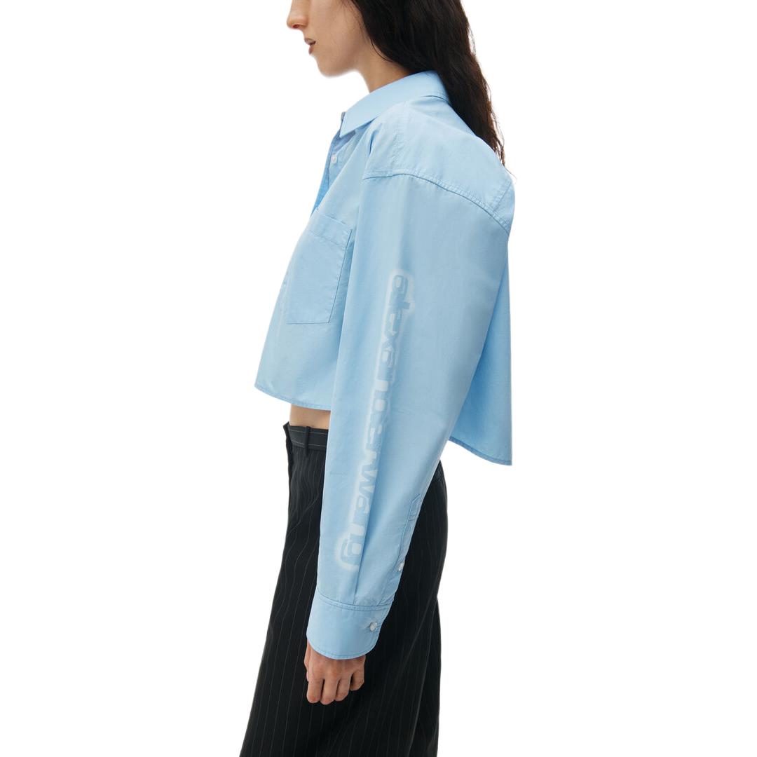 Details for (W) アレキサンダーワン ハロープリント クロップド ボタンアップシャツ ブルー 長袖 4WC2241454-423