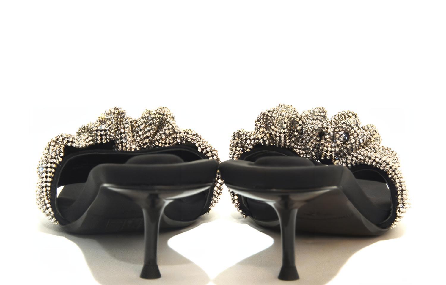 Lookbook (W) 알렉산더 왕 블랙 패션 슬라이드 힐 31421S058001