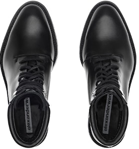 (W) 亚历山大王黑色皮革舒适登山靴 30421B050001 Lookbook (W) 亚历山大王黑色皮革舒适登山靴 30421B050001