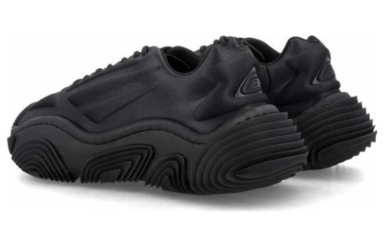 Shop 亞歷山大王 涤纶 厚底系帶 低幫 運動休閒鞋 女款 黑色