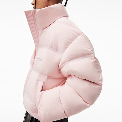 (W) 亚历山大王女士反光标志短款羽绒夹克. 1WC4233241 Shop (W) 亚历山大王女士反光标志短款羽绒夹克. 1WC4233241