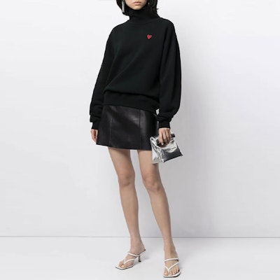 (W) Alexander Wang SS21 Baju Sweatshirt Hitam Leher Tinggi Logo Sulam Hati UCC2201393-001 Lookbook (W) Alexander Wang SS21 Baju Sweatshirt Hitam Leher Tinggi Logo Sulam Hati UCC2201393-001