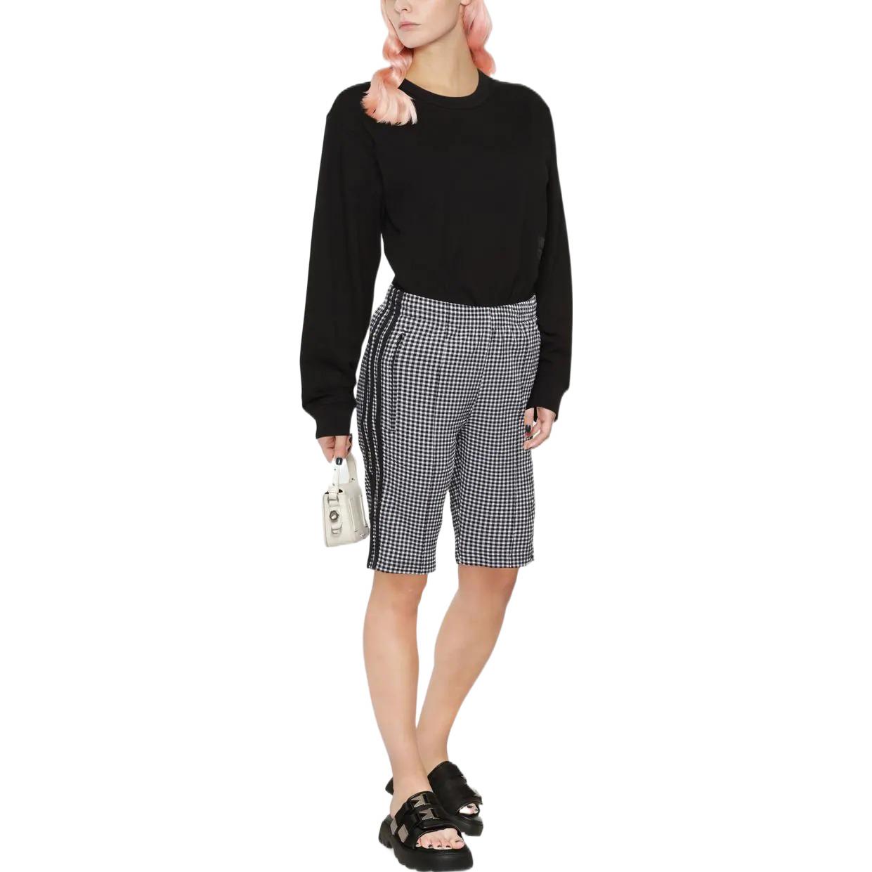 Shop (W) 알렉산더 왕 SS22 블랙 루즈핏 크루넥 풀오버 스웻셔츠. 4CC3221356-001