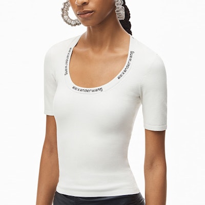 (W) Alexander Wang SS22 Camiseta Blanca de Punto Jacquard con Logo y Manga Corta 4KC4211057-104 Details for (W) Alexander Wang SS22 Camiseta Blanca de Punto Jacquard con Logo y Manga Corta 4KC4211057-104