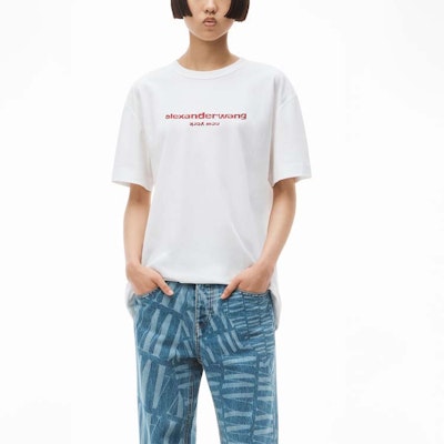 (W) Alexander Wang SS22 棉質Logo印花圓領T恤 白色 男女款 UCC3221535-100 Lookbook (W) Alexander Wang SS22 棉質Logo印花圓領T恤 白色 男女款 UCC3221535-100