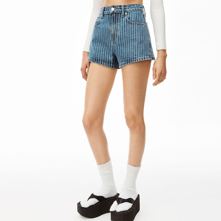 (Women) Alexander Wang SS22 Crystal Striped Denim Shorts Women Deep Blue 4DC2224127-401 圖 4