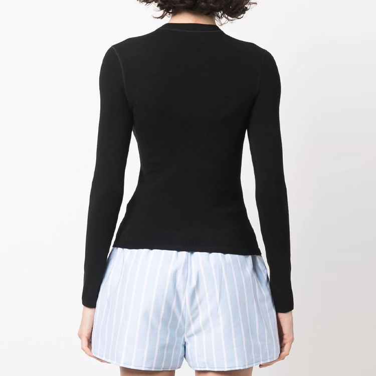 Shop (W) Alexander Wang SS22 Camiseta Manga Larga Negra con Parche de Logo 4KC1221011-001