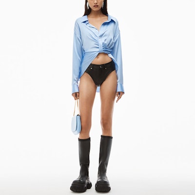 (W) Alexander Wang SS23 藍色純色垂墜感扣襟襯衫 4WC1231376-542 Lookbook (W) Alexander Wang SS23 藍色純色垂墜感扣襟襯衫 4WC1231376-542