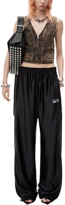 (W) Alexander Wang SS24 Pantalones Negros Elastizados Cintura Media Logo Patch 4CC3244367001-BLACK Lookbook (W) Alexander Wang SS24 Pantalones Negros Elastizados Cintura Media Logo Patch 4CC3244367001-BLACK