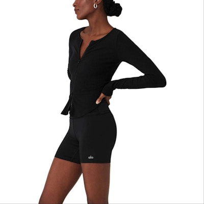 (W) Alo Yoga 舒适休闲纯色长袖夹克. W4488R Shop (W) Alo Yoga 舒适休闲纯色长袖夹克. W4488R