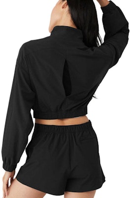 (W) Alo Yoga 纯色短款休闲夹克 黑色 W4526R Lookbook (W) Alo Yoga 纯色短款休闲夹克 黑色 W4526R