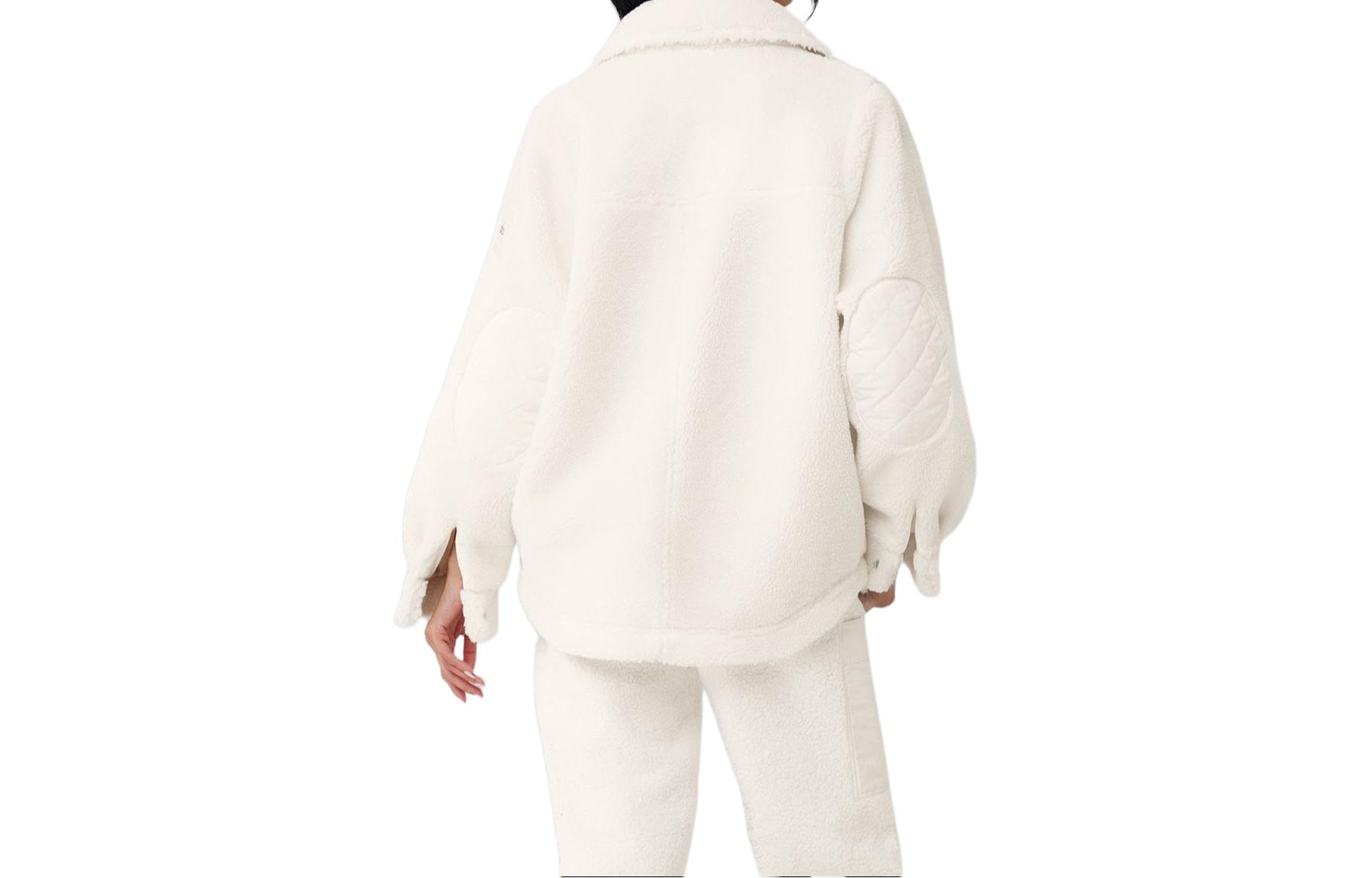 Lookbook (W) Alo Yoga 纯色复古风按扣宽松羊绒夹克 u4029r