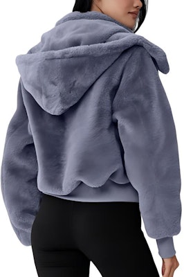 (W) Alo Yoga仿皮草连帽短款长袖夹克外套. w4496r Sizing (W) Alo Yoga仿皮草连帽短款长袖夹克外套. w4496r