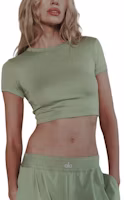 (Women) Alo Yoga Fitted Solid Color Crew Neck Short Sleeve T-Shirt W1511R (Women) Alo Yoga Fitted Solid Color Crew Neck Short Sleeve T-Shirt W1511R