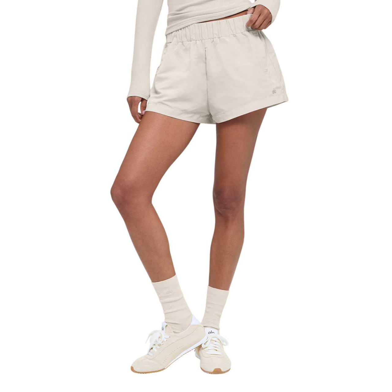 (Women) Alo Yoga High-Waist Solid Color Casual Shorts - Simple & Comfortable W6522R