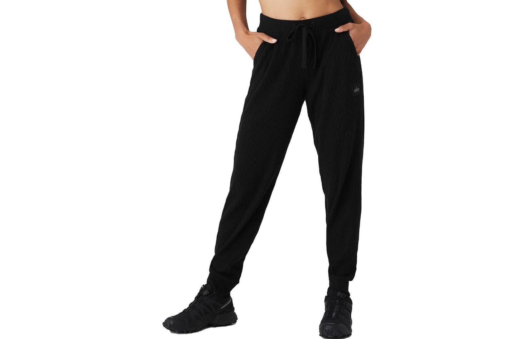 (Women) Alo Yoga Muse Sweatpant Solid Color Slim Fit Joggers . W5784R