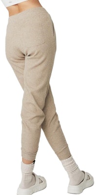 (W) Alo Yoga Muse纯色修身运动裤小脚休闲裤。 W5784R Details for (W) Alo Yoga Muse纯色修身运动裤小脚休闲裤。 W5784R