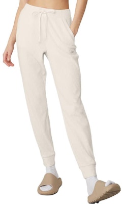 (W) Alo Yoga Muse纯色修身运动裤小脚休闲裤。 W5784R 2