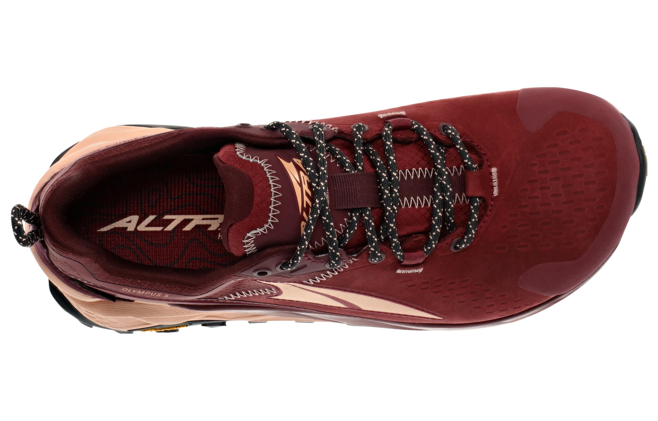 Lookbook (W) 알트라 러닝 올림푸스 5 ''마룬'' AL0A7R76666