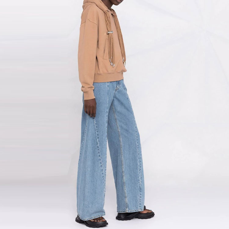 Purchase (W) AMBUSH FW21 Hoodie Coklat dengan Logo dan Detail Rumbai. BWBB004F21FLE0016262