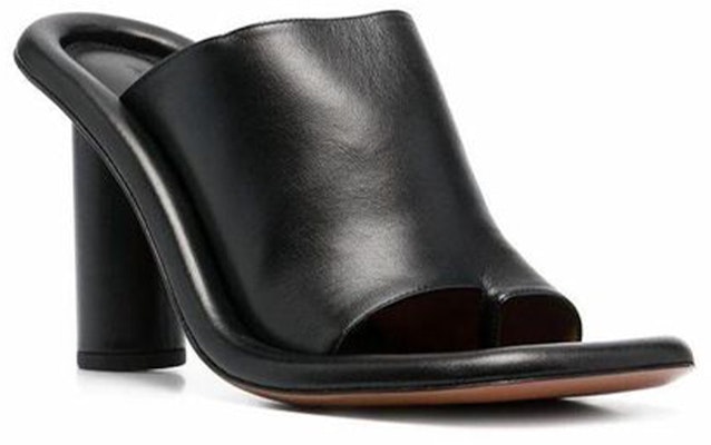 (W) AMBUSH Kasut Tumit Kulit 'Tumit Tinggi Chunky Hitam' BWIJ001S21LEA0011000 Lookbook (W) AMBUSH Kasut Tumit Kulit 'Tumit Tinggi Chunky Hitam' BWIJ001S21LEA0011000