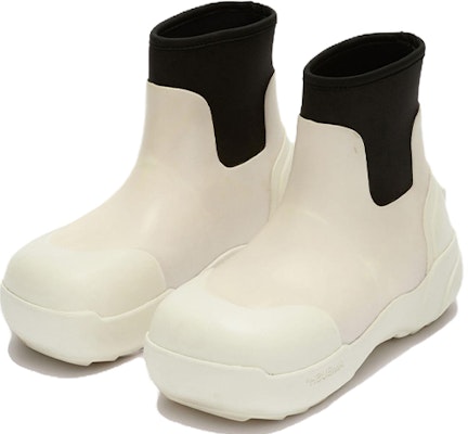 (W) AMBUSH 白色圆头橡胶短靴 BMIE003S23MAT0010110 Order (W) AMBUSH 白色圆头橡胶短靴 BMIE003S23MAT0010110