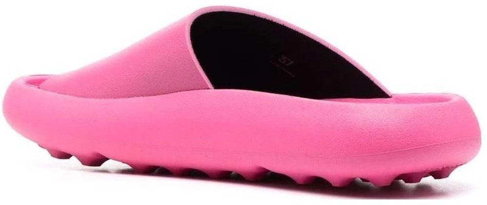 (Women) AMBUSH Slider 'Fuchsia' BWIC002F21MAT001-3000 Shop (Women) AMBUSH Slider 'Fuchsia' BWIC002F21MAT001-3000