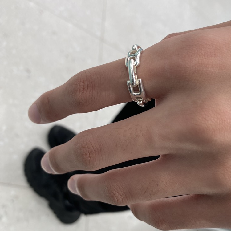 Details for (W) AMBUSH Cincin Pernyataan Perak Solid Silver BWOC007F21SIL001-7200