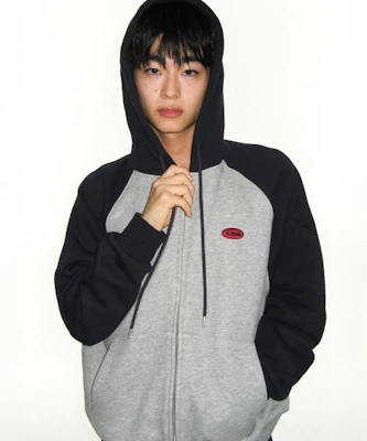 (Women) AMES WORLDWIDE Circle Logo Navy Raglan Zip-Up Hoodie AM2GSUM485ANV 3