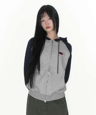 (Women) AMES WORLDWIDE Circle Logo Navy Raglan Zip-Up Hoodie AM2GSUM485ANV Details for (Women) AMES WORLDWIDE Circle Logo Navy Raglan Zip-Up Hoodie AM2GSUM485ANV