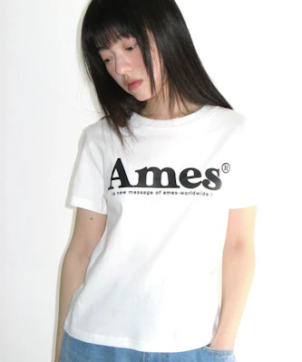 (Women) AMES WORLDWIDE Unisex Basic Logo Tee White AM2DMUT511AWH 1