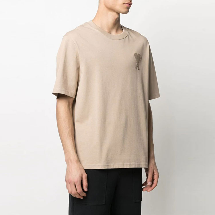 Purchase (W) AMI PARIS 米色心形Logo刺繡寬鬆版圓領T恤。 A21HJ128726-250