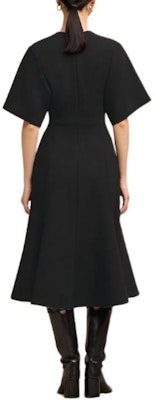 (W) Vestido Midi Negro Acampanado Ami Paris AMIPARIS con Cuello Redondo. FDR217WV00450013 Shop (W) Vestido Midi Negro Acampanado Ami Paris AMIPARIS con Cuello Redondo. FDR217WV00450013