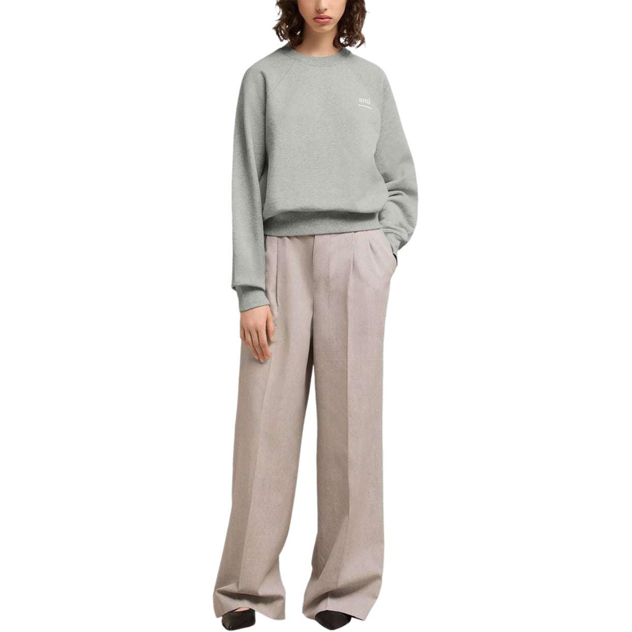 Lookbook (W) Ami Paris AMIPARIS 標誌印花羅紋長袖運動衫 淺灰色。 E24USW024747-0951