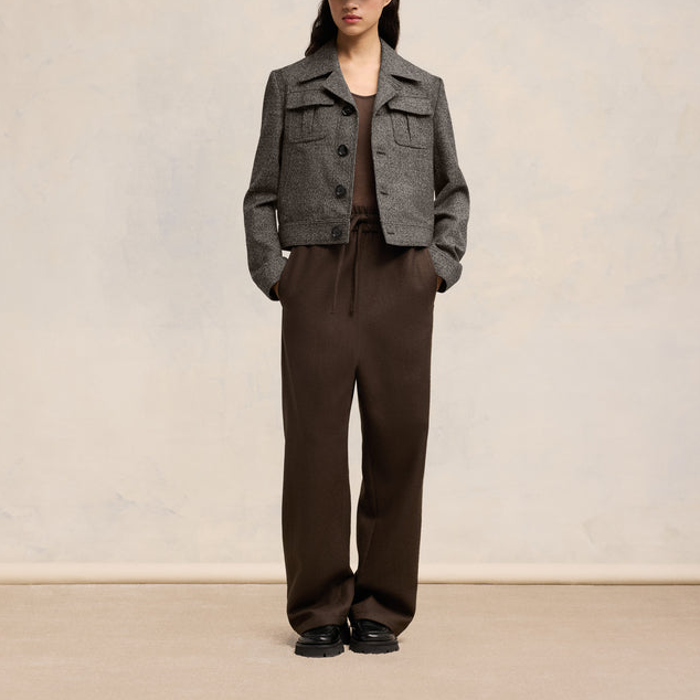 Lookbook (W) Chaqueta Casual de Manga Larga con Botones Ami Paris FW24 - Gris FJK267WV0056-2004