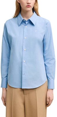 (W) Ami Paris AMIPARIS FW24 經典藍色長袖襯衫搭配扭扣領設計。 FSH061CO0063-484 Lookbook (W) Ami Paris AMIPARIS FW24 經典藍色長袖襯衫搭配扭扣領設計。 FSH061CO0063-484