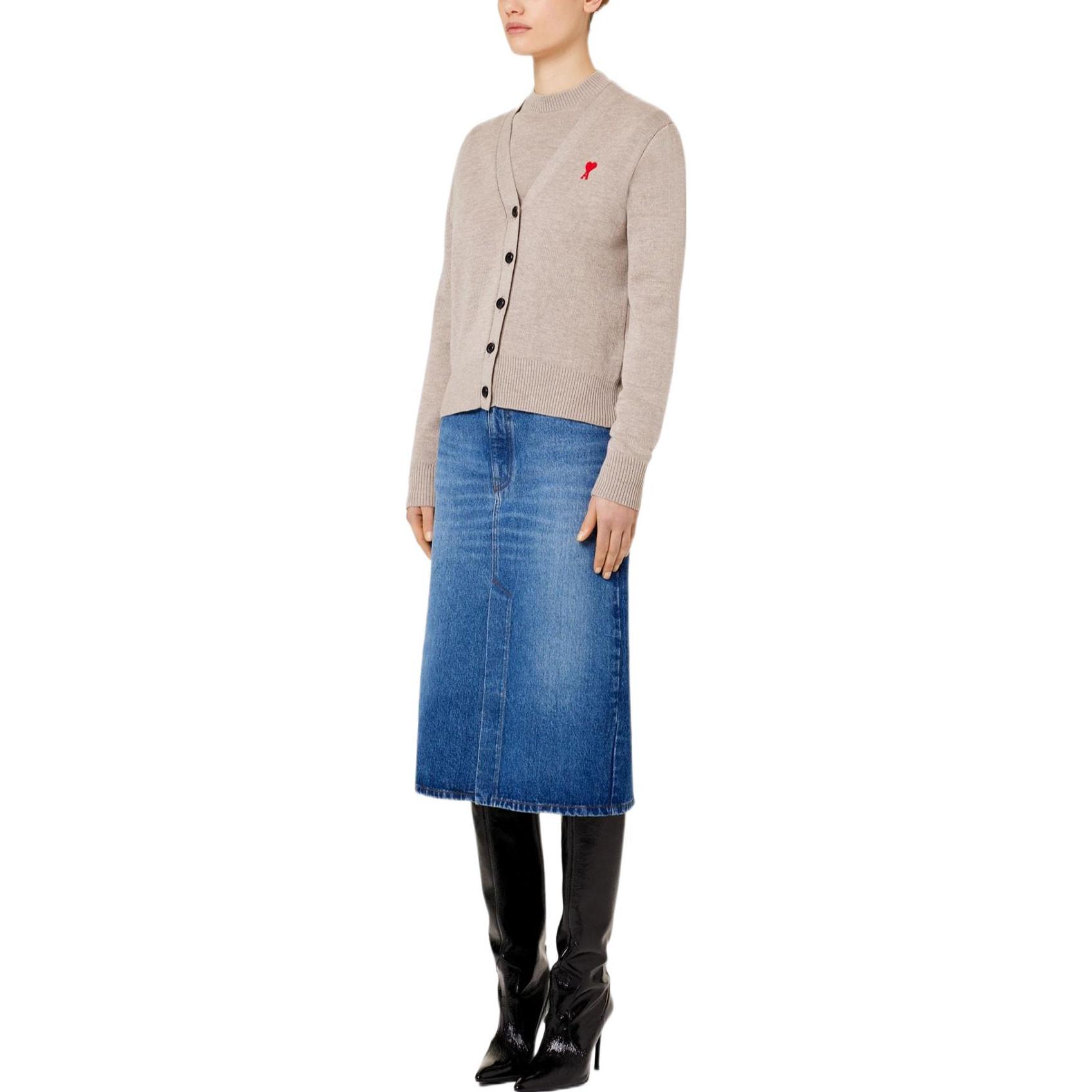 (Women) AMI Paris FW22  Heart Pattern V-Neck Button Knit Cardigan - Khaki. FKC010001-250 圖 5