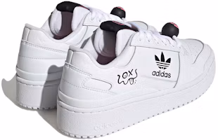 Shop (女款) André Saraiva x adidas Forum Bold ‘The World Needs Love’ HQ6863
