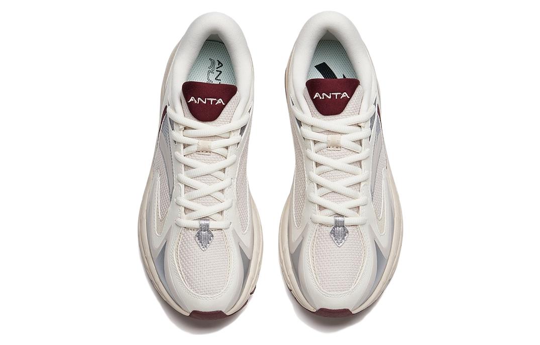 Lookbook Anta安踏 AT952 防滑耐磨透氣輕便 低筒 運動休閒鞋 女款 泥沙灰