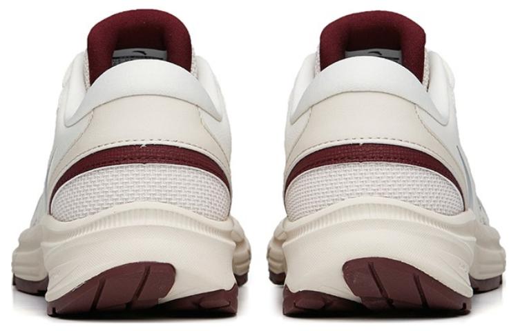 Shop Anta安踏 AT952 防滑耐磨透氣輕便 低筒 運動休閒鞋 女款 泥沙灰