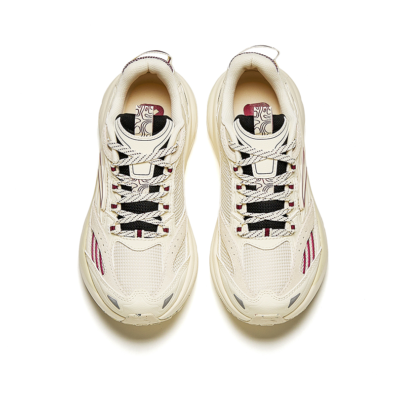 Lookbook (W) Anta AT957 Rendah 'Putih Hitam Merah' 922415596-3