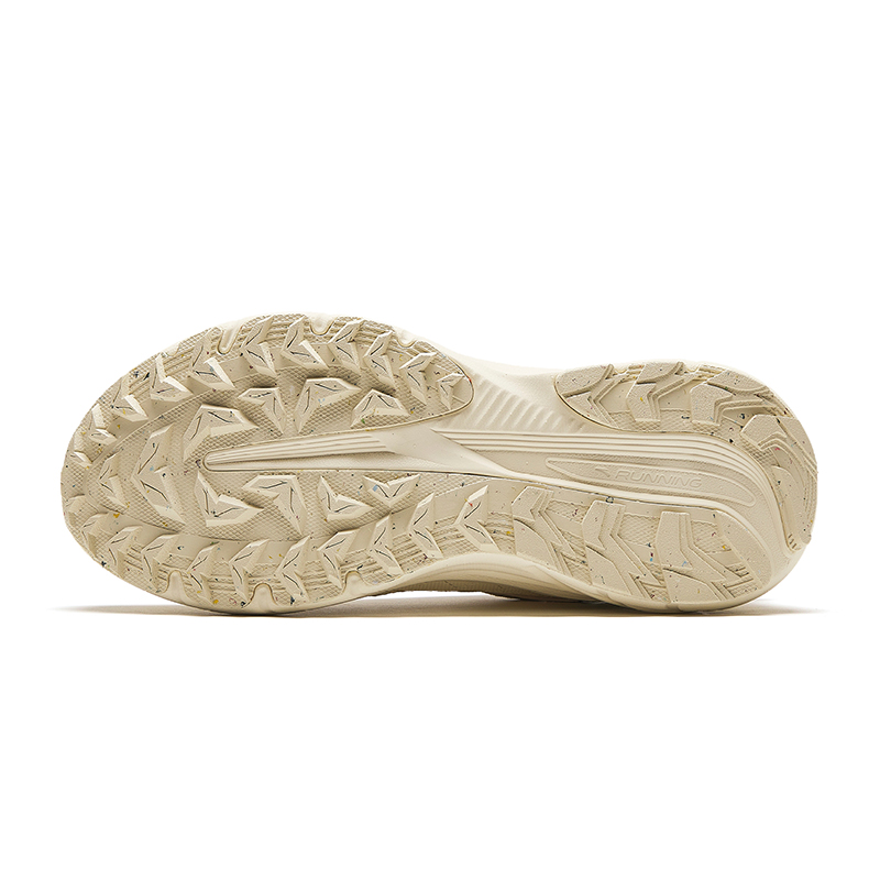 Purchase (W) Anta AT957 Rendah 'Putih Hitam Merah' 922415596-3