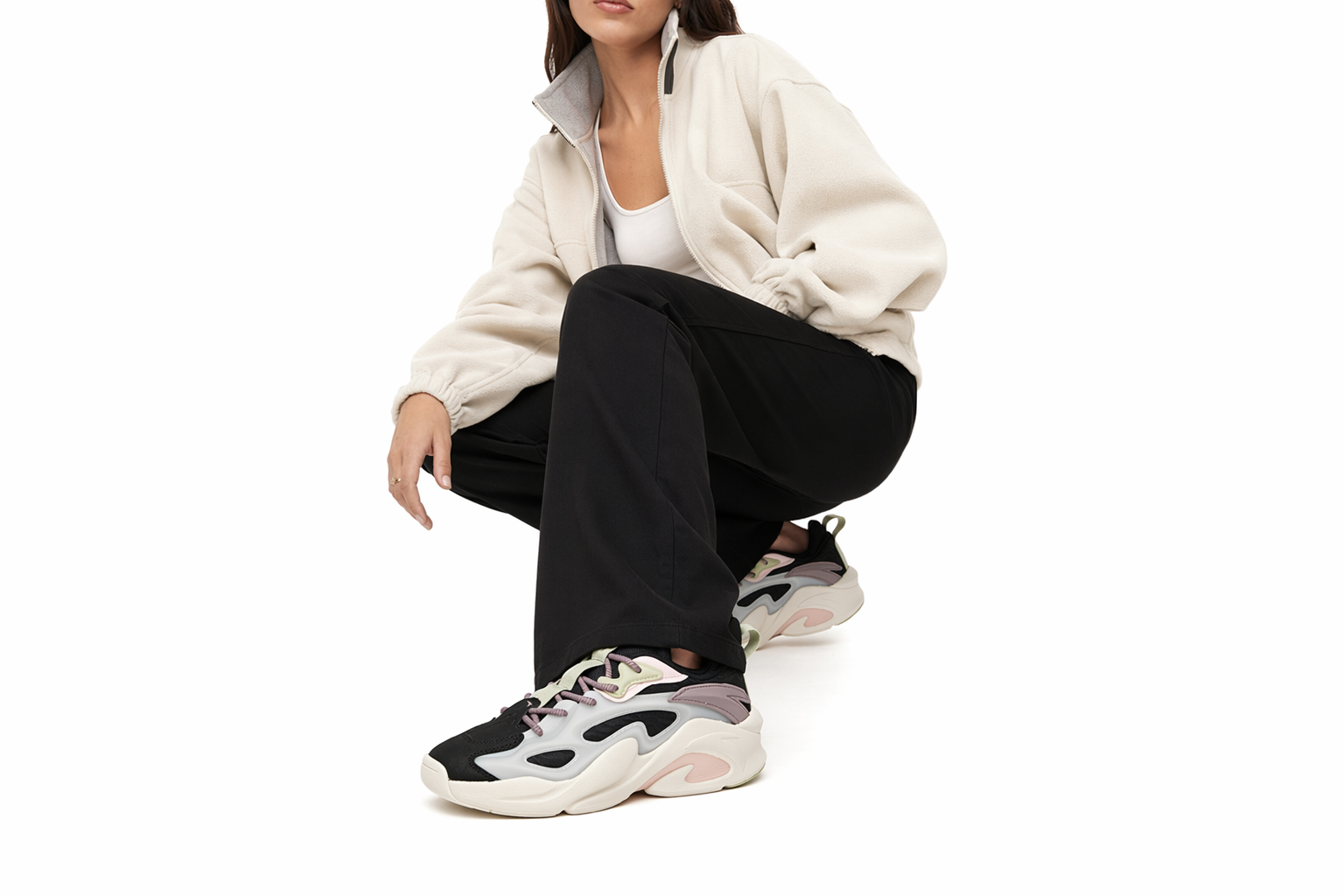 Order (W) Anta Badao Wuyi 'Hitam Putih Biru' Sneakers 122048081-3