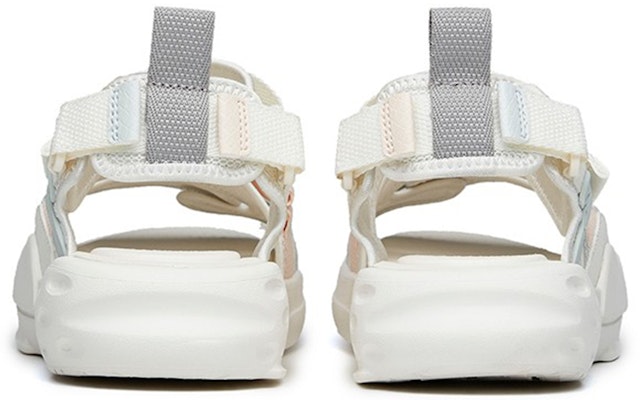 (W) 安踏宝大"白色棕色绿色魔术贴沙滩凉鞋" 922226963-3 Shop (W) 安踏宝大"白色棕色绿色魔术贴沙滩凉鞋" 922226963-3