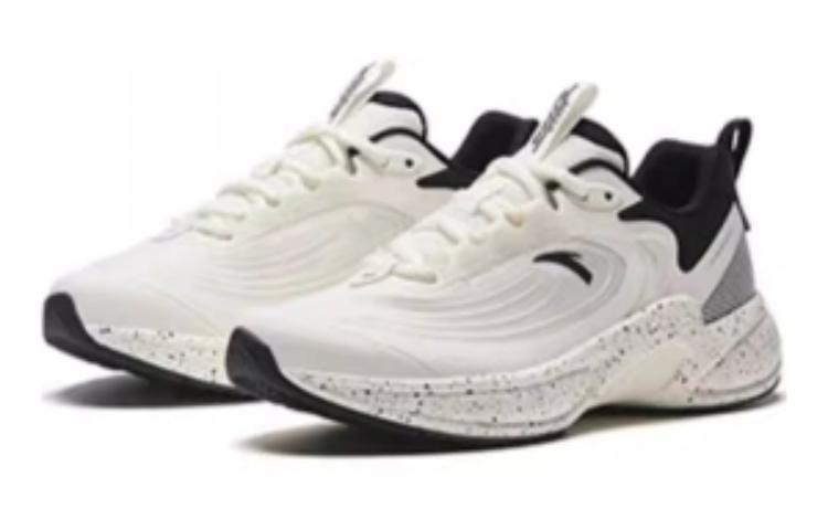 Order Anta安踏 C37+ V2 都會暢跑 防滑耐磨 低筒 跑步鞋 女版 黑白