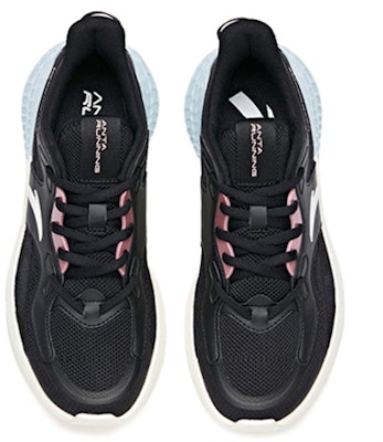 安踏 C37度 低幫 跑步鞋 女款 黑白 Lookbook 安踏 C37度 低幫 跑步鞋 女款 黑白