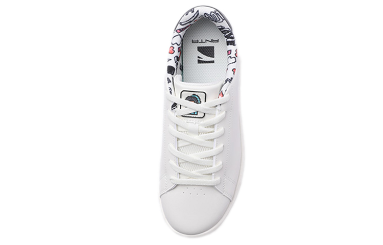 Shop (Women) Anta Casual Low-Top 'White' 122138063-4