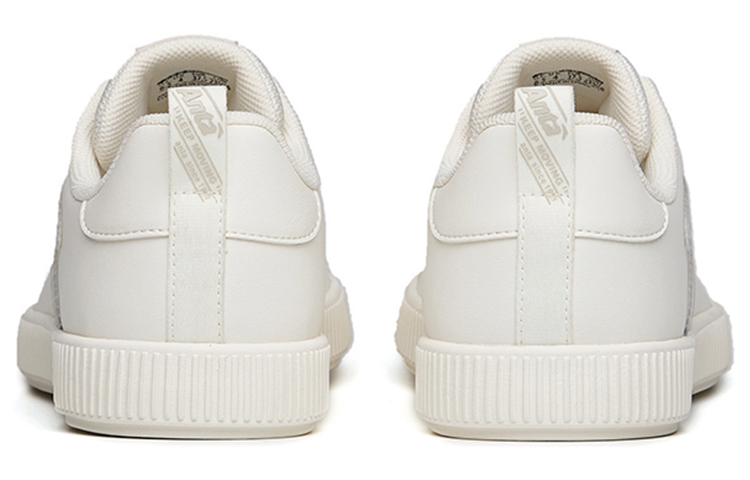 Shop (Women) Anta Casual Low-Top 'White Grey' 122218063-1